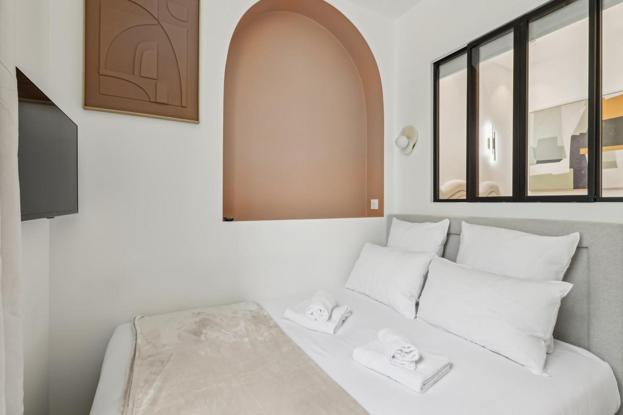 Guersant Pereire Apartment Paris